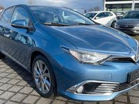 Gebraucht Toyota Auris Executive 111 PS (81 kW) 2015 Blau Limousine