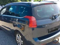 Gebraucht Peugeot 5008 Allure 150 PS (110 kW) 2014 Schwarz Van / Kleinbus