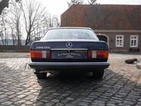 Second-hand Mercedes 500 231 CP (169 kW) 1982 Negru Berlinǎ