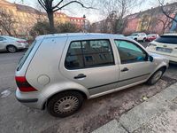 Gebraucht VW Golf IV 75 PS (55 kW) 2000 Silber Kleinwagen
