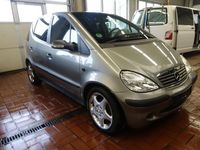 Gebraucht Mercedes A140 Elegance 82 PS (60 kW) 2004 Silber Van / Kleinbus