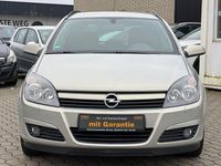 Gebraucht Opel Astra Edition 105 PS (77 kW) 2005 Gold Limousine