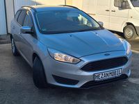 Gebraucht Ford Focus 120 PS (88 kW) 2015 Grau Kombi