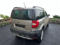 Gebraucht Skoda Yeti Plus Edition 105 PS (77 kW) 2013 Beige SUV