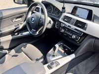 Gebraucht BMW 318 136 PS (100 kW) 2018 Blau Limousine