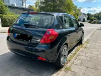 Gebraucht Kia Ceed 109 PS (80 kW) 2007 Schwarz Kleinwagen
