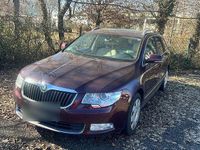 Gebraucht Skoda Superb 160 PS (117 kW) 2011 Braun Kombi