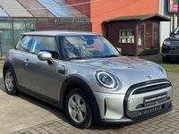 Gebraucht Mini Cooper Essential 136 PS (100 kW) 2023 Silber Kleinwagen