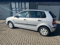Gebraucht VW Polo 54 PS (39 kW) 2004 Silber Kleinwagen