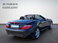 Second-hand Mercedes SLK200 184 CP (135 kW) 2012 Negru Cabrio