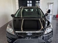 Używany Ford Focus Titanium 109 KM (80 kW) 2010 Czarny Sedan/Limuzyna