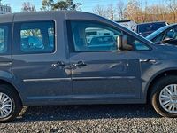 Second-hand VW Caddy 102 CP (75 kW) 2017 Gri Monovolum