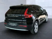 Gebraucht Volvo XC40 Core 163 PS (119 kW) 2023 Black solid (stone) / solid (schwarz) SUV