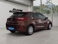 Gebraucht Hyundai i30 Classic 99 PS (72 kW) 2013 Orange Kleinwagen