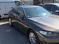 Gebraucht BMW 520 218 PS (160 kW) 2012 Gold Limousine
