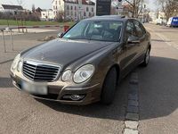 Gebraucht Mercedes 220 170 PS (125 kW) 2007 Braun Limousine