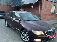 Gebraucht Skoda Superb 105 PS (77 kW) 2010 Rot Limousine