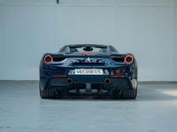 Gebraucht Ferrari 488 669 PS (492 kW) 2016 Blau Cabrio