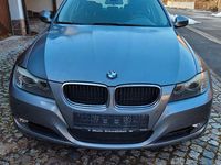 Gebraucht BMW 320 170 PS (125 kW) 2009 Grau Limousine