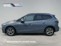 Neu BMW 218 Performance 136 PS (100 kW) 2026 Grau Van / Kleinbus