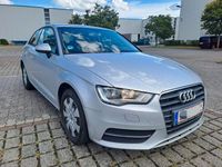 Gebraucht Audi A3 Attraction 150 PS (110 kW) 2013 Silber Limousine
