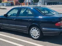 Gebraucht Mercedes E430 279 PS (205 kW) 2000 Blau Limousine