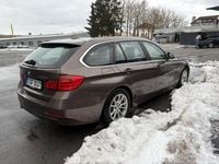 Gebraucht BMW 320 Sport Line 184 PS (135 kW) 2013 Braun Kombi