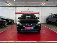 Używany Opel Astra Edition 110 KM (80 kW) 2021 Czarny Kombi