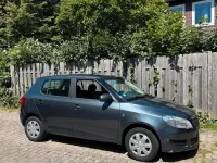 Gebraucht Skoda Fabia Active 69 PS (50 kW) 2012 Grau Kleinwagen