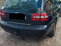 Gebraucht Volvo V40 116 PS (85 kW) 2003 Schwarz Kombi