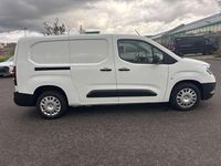 Gebraucht Opel Combo Edition 102 PS (75 kW) 2022 Weiß Van / Kleinbus