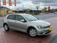 Gebraucht VW Golf VII Join 116 PS (85 kW) 2019 Silber Limousine