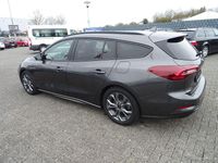 Gebraucht Ford Focus ST-Line 155 PS (114 kW) 2024 Grau Limousine