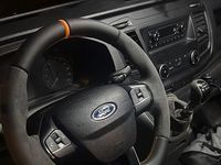 Gebraucht Ford Transit Custom 105 PS (77 kW) 2019 Schwarz Van / Kleinbus