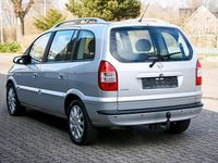 Gebraucht Opel Zafira 147 PS (108 kW) 2004 Silber Van / Kleinbus