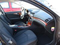 Gebraucht Mercedes E200 184 PS (135 kW) 2008 Schwarz Limousine