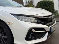 Gebraucht Honda Civic Elegance 126 PS (92 kW) 2022 Weiß Limousine
