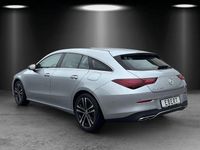 Gebraucht Mercedes CLA200 Shooting Brake 163 PS (119 kW) 2023 Hightechsilber Kombi