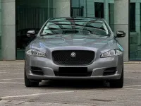 Gebraucht Jaguar XJ Luxury 275 PS (202 kW) 2012 Silber Limousine