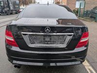 Gebraucht Mercedes C180 156 PS (114 kW) 2011 Schwarz Limousine