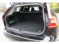 Gebraucht Volvo V60 CC Plus 197 PS (144 kW) 2023 Schwarz Kombi
