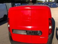 Używany Opel Combo 90 KM (66 kW) 2014 Czerwony Minivan
