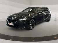 Gebraucht BMW 540 M Sport 286 PS (210 kW) 2025 Black sapphire metallic Kombi