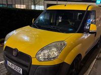 Gebraucht Fiat Doblò 101 PS (74 kW) 2010 Gelb Van / Kleinbus