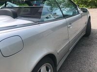 Gebraucht Mercedes CLK200 AMG 192 PS (141 kW) 2000 Silber Cabrio