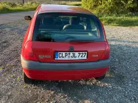 Gebraucht Renault Clio II 75 PS (55 kW) 1999 Rot Kleinwagen