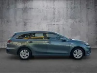 Neu Kia Ceed Sportswagon Vision 140 PS (102 kW) 2026 Yucca steel gray m Kombi