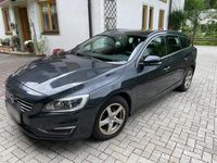Gebraucht Volvo V60 190 PS (139 kW) 2017 Grau Kombi