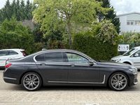 Gebraucht BMW 740 Performance 320 PS (235 kW) 2019 Grau Limousine