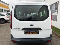Gebraucht Ford Tourneo Connect Trend 75 PS (55 kW) 2016 Weiß Van / Kleinbus